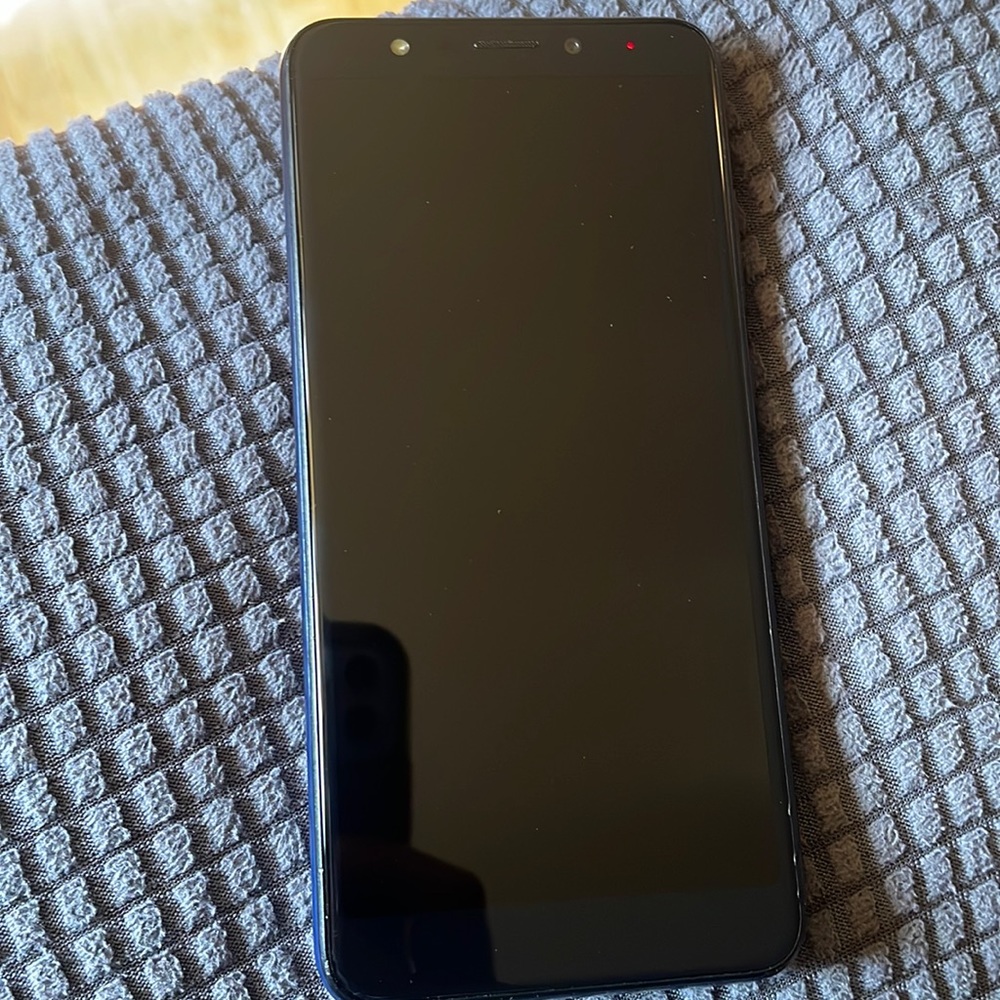 Brand new phone only uses for 2 days for a emergency call.